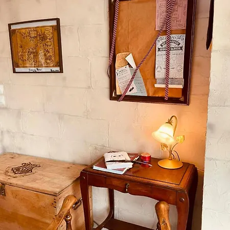 La Maison Magique Des Sorciers בית נופש אמיינס