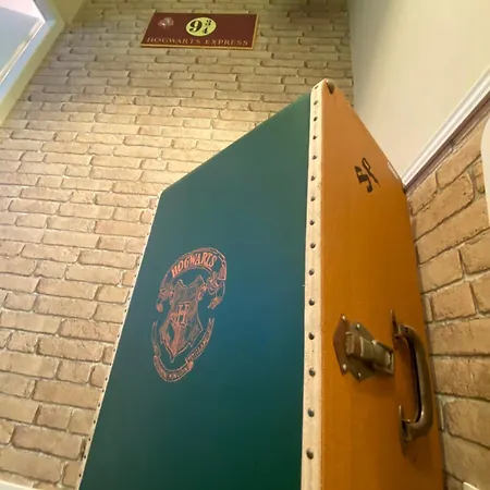 בית נופש La Maison Magique Des Sorciers אמיינס