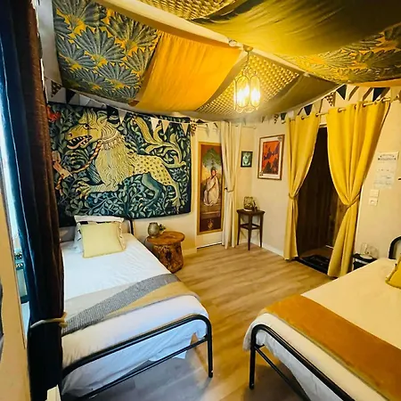 La Maison Magique Des Sorciers בית נופש אמיינס