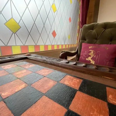 בית נופש La Maison Magique Des Sorciers אמיינס